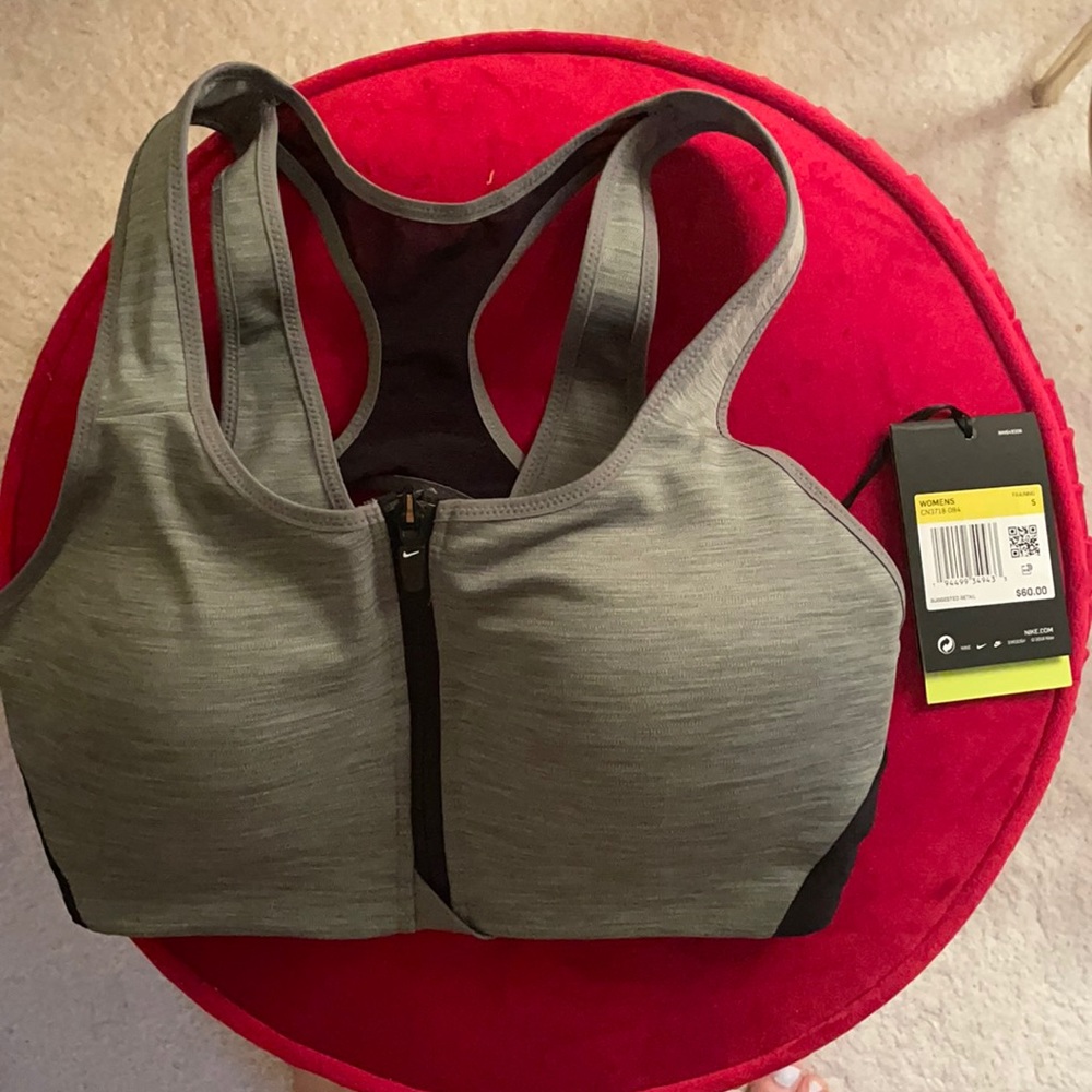 New with tags- Nike sports bra